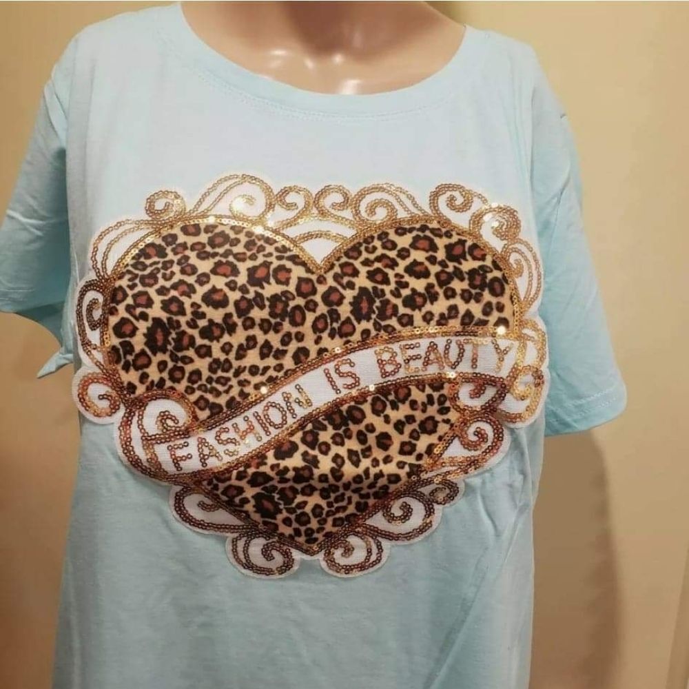 Sequin aqua heart t-shirt size L/Xl